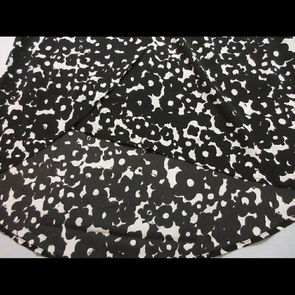 CAbi Dixon skirt style #5321 Sz Medium - Picture 3 of 5